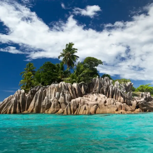 intersight Praslin