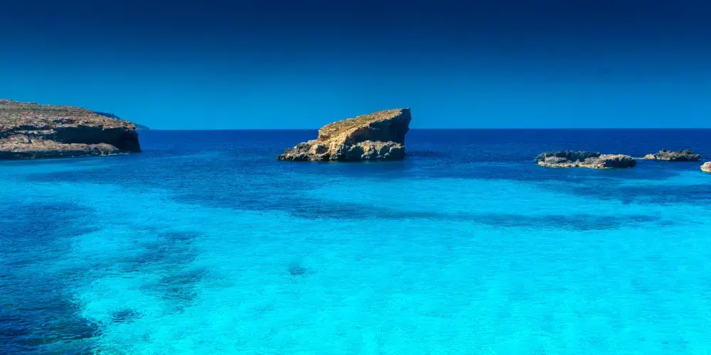 Mediterranean Crossroads : Malta & Tunisia